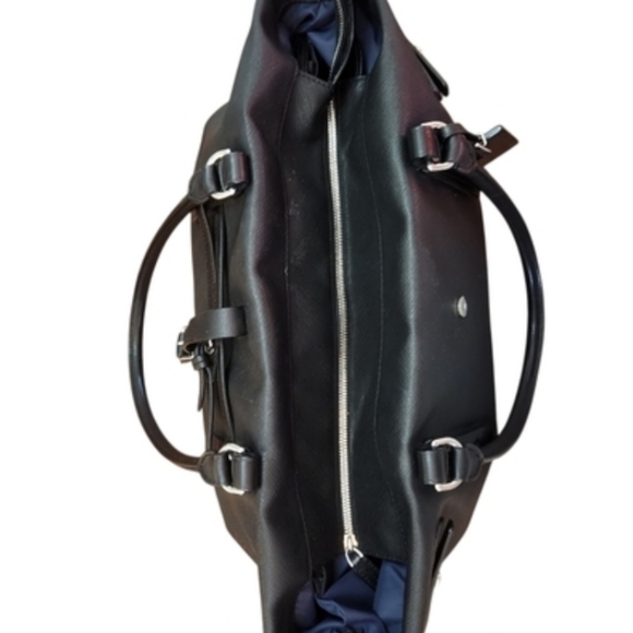 Tumi  Oversized Black Leather Tote Bag - Picture 4 of 10